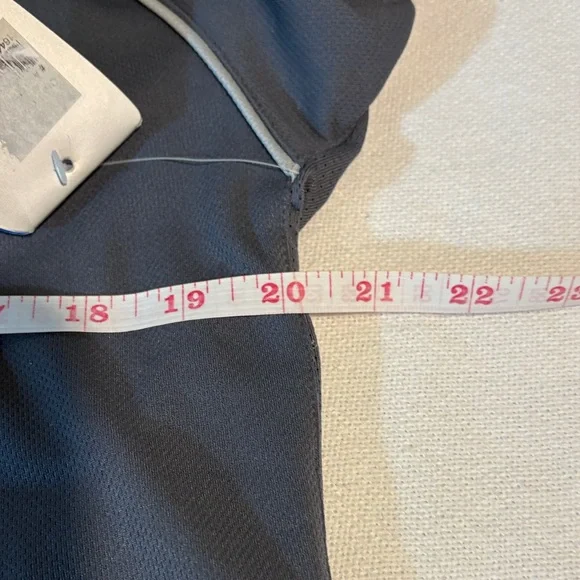 ALO Yoga Men's Dark Gray Polo Shirt - Picture 5 of 8